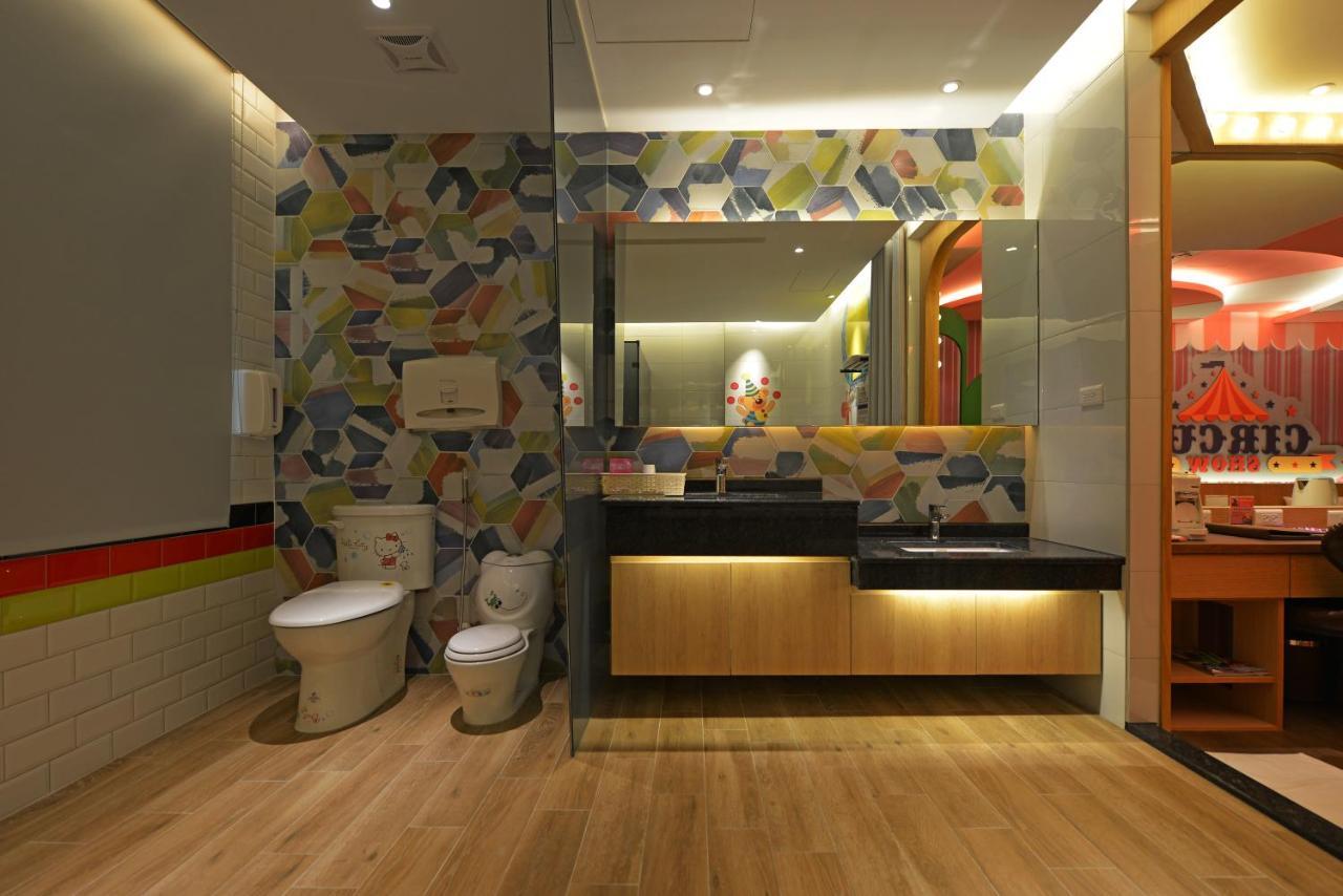Romantic Code Art Motel Shanhua Exterior photo