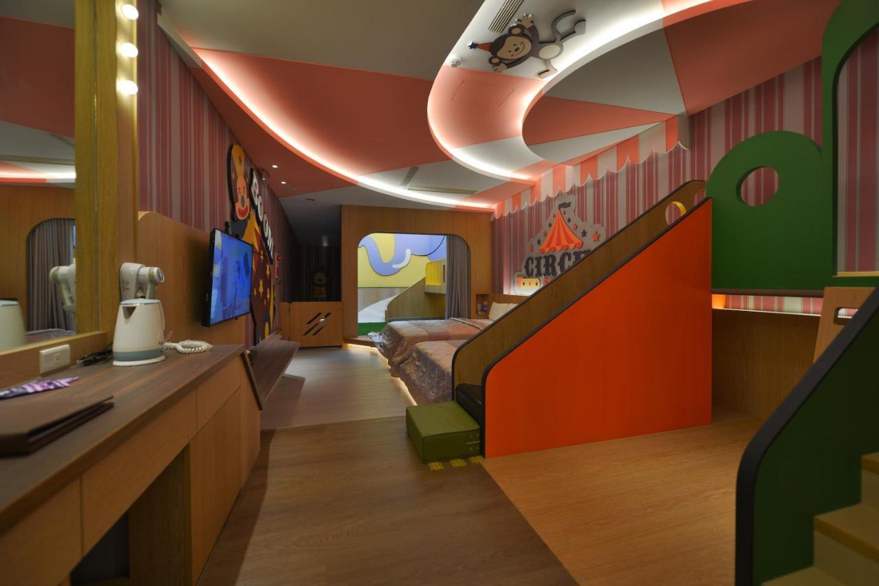 Romantic Code Art Motel Shanhua Exterior photo